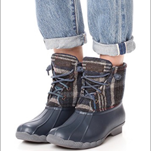 sperry boots size 8